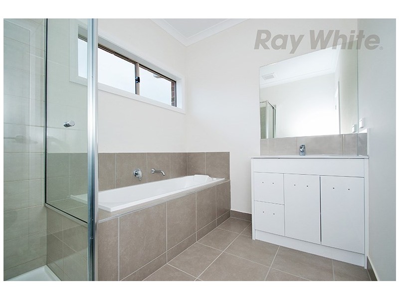 1-3/84 Lusher Road, Croydon VIC 3136