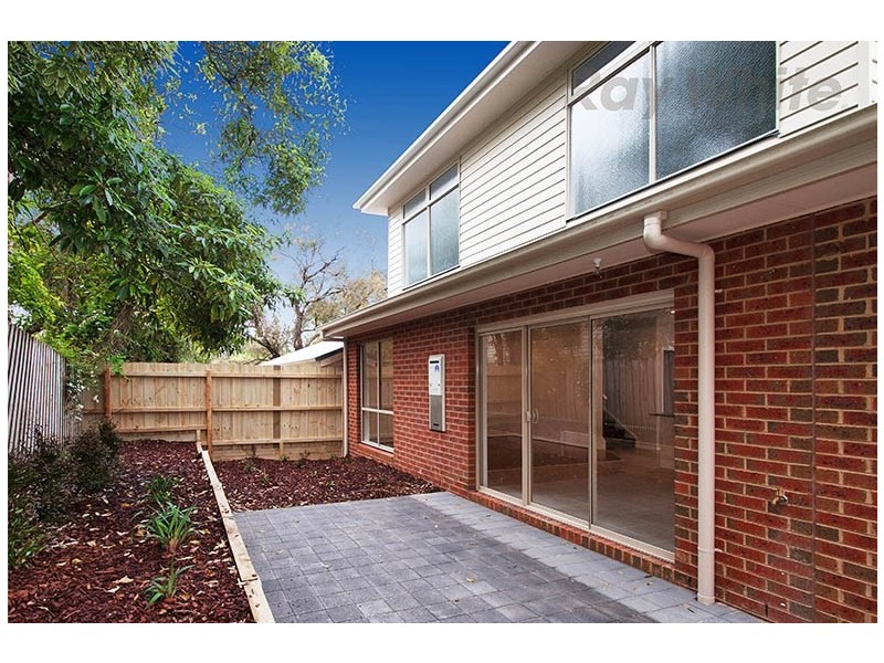 1-3/84 Lusher Road, Croydon VIC 3136