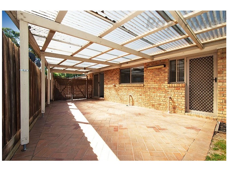 13 WILDWOOD Walk, Croydon South VIC 3136