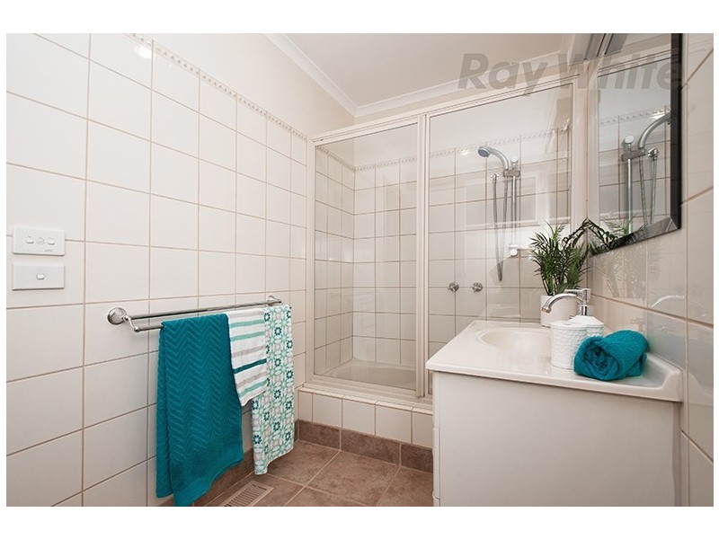 42 LYONS Road, Croydon North VIC 3136