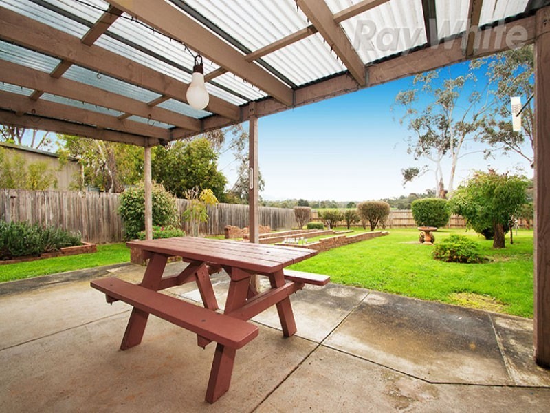 14 Westall Court, Mooroolbark VIC 3138