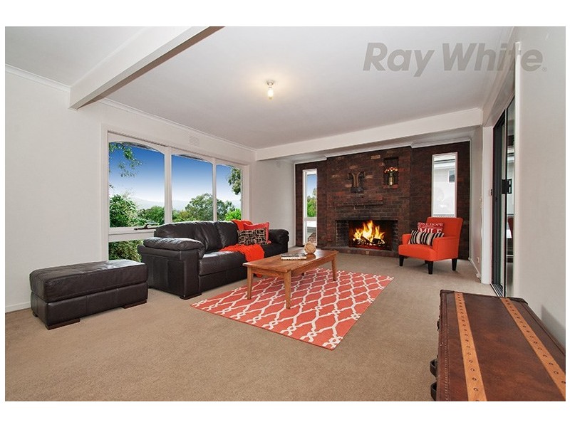 32 HOMER Avenue, Croydon South VIC 3136