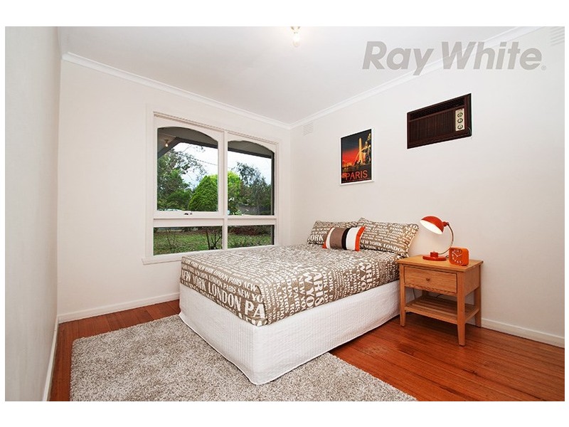 32 HOMER Avenue, Croydon South VIC 3136