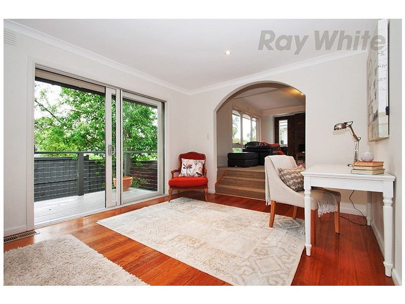 32 HOMER Avenue, Croydon South VIC 3136