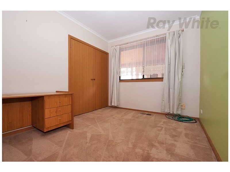 42 Sugarloaf Drive, Chirnside Park VIC 3116