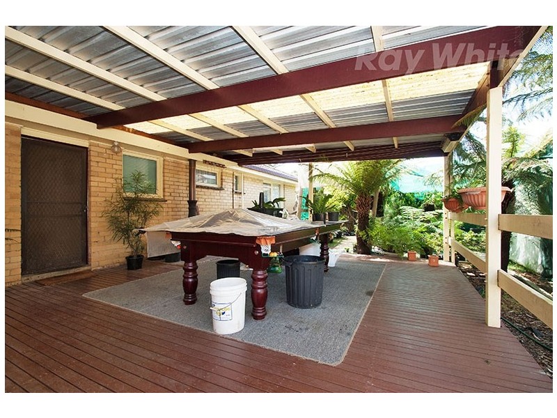 42 BROUGHTON Avenue, Croydon VIC 3136