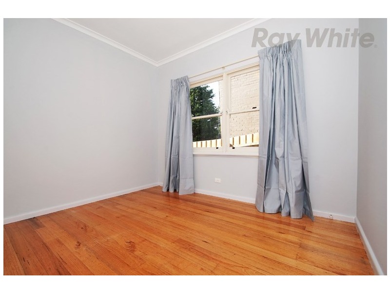 18 Vasey Concourse, Ringwood East VIC 3135