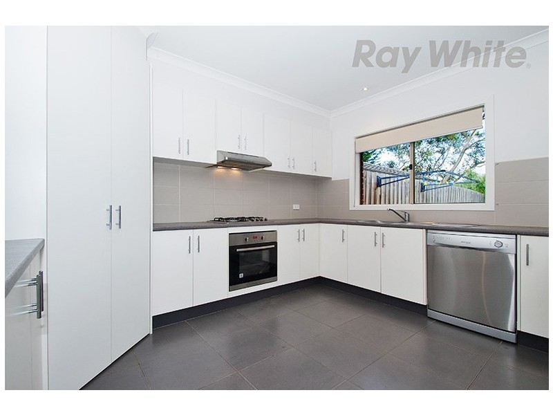 37 Balcombe Avenue, Mooroolbark VIC 3138