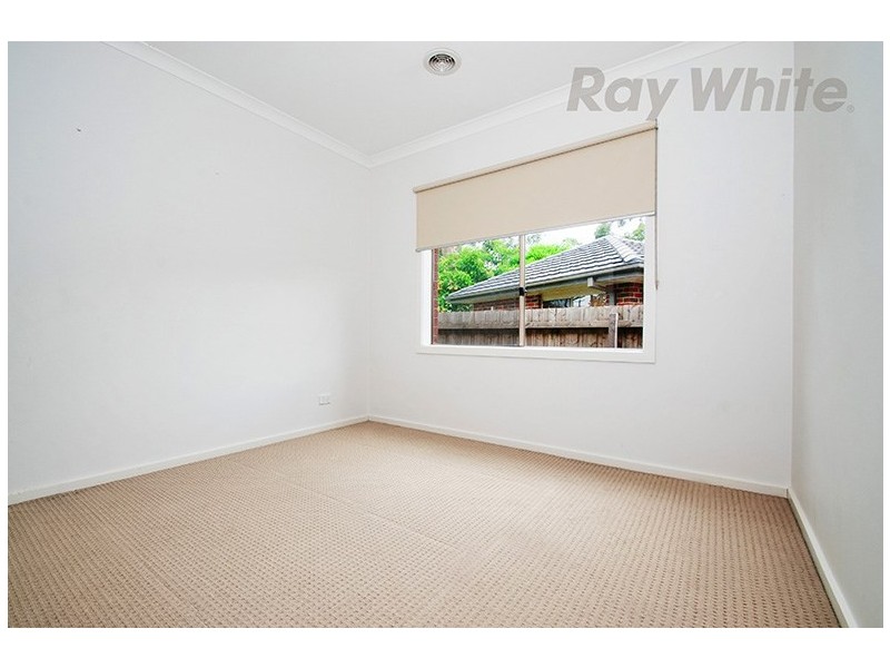 37 Balcombe Avenue, Mooroolbark VIC 3138