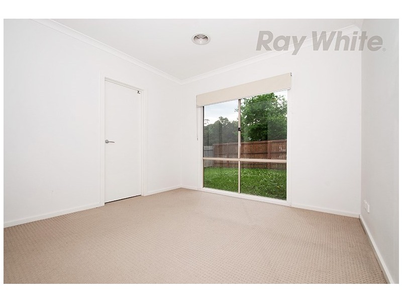 37 Balcombe Avenue, Mooroolbark VIC 3138