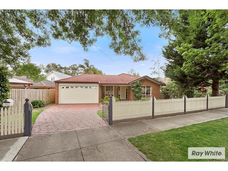 32 NORMAN Road, Croydon VIC 3136