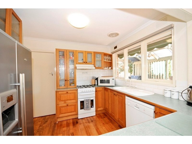 42 CARDIGAN Road, Mooroolbark VIC 3138