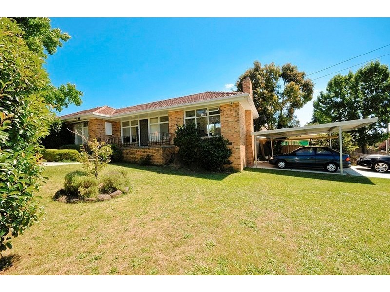 42 CARDIGAN Road, Mooroolbark VIC 3138