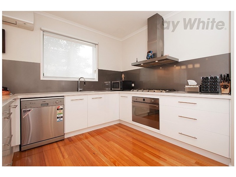 18 Hill Street, Ringwood East VIC 3135