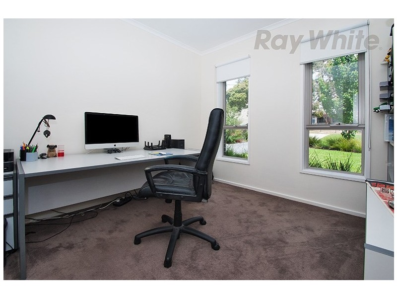 18 Hill Street, Ringwood East VIC 3135