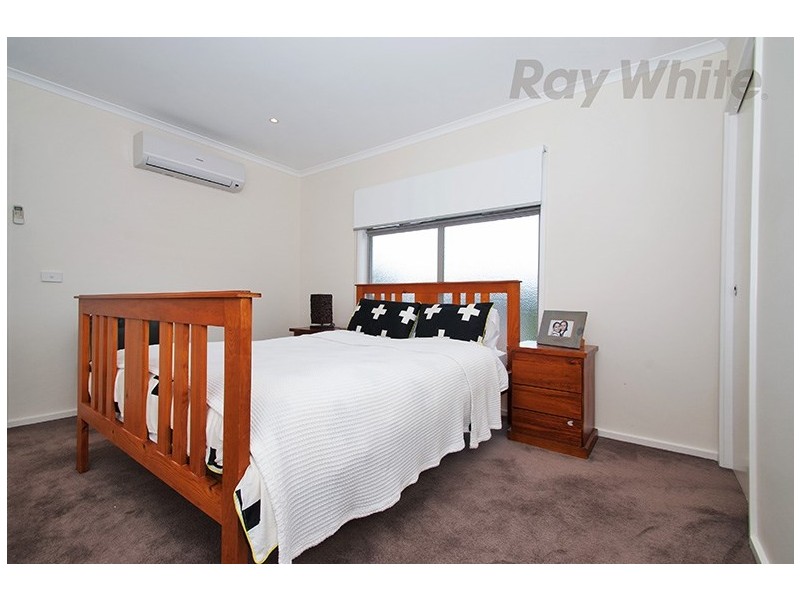 18 Hill Street, Ringwood East VIC 3135