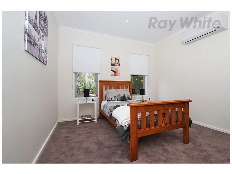 18 Hill Street, Ringwood East VIC 3135