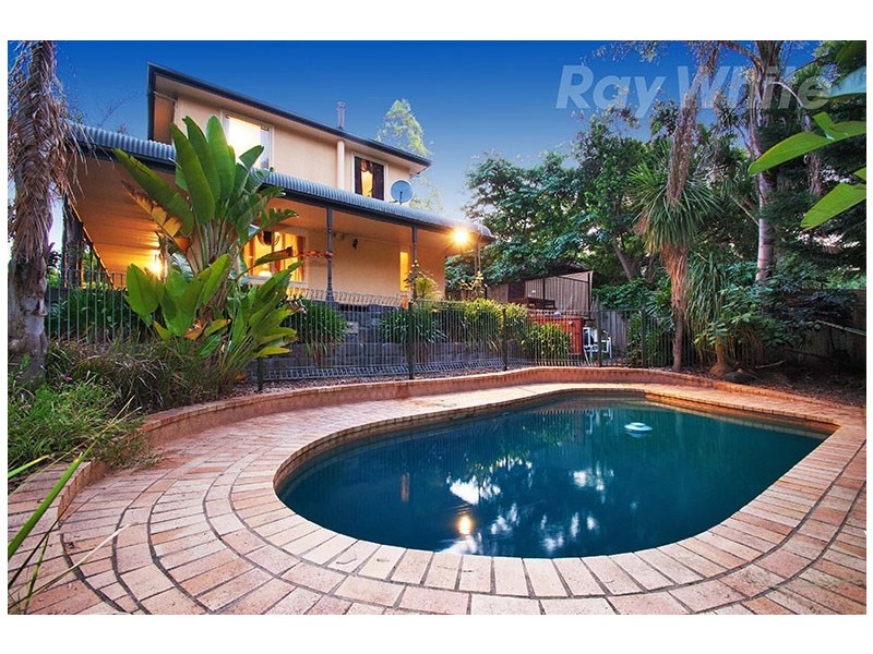 67 HOLLOWAY Road, Croydon North VIC 3136