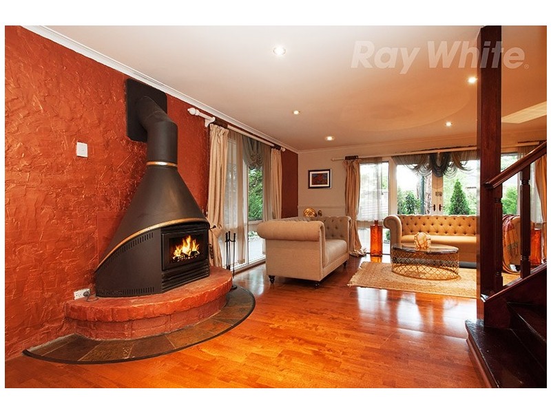 67 HOLLOWAY Road, Croydon North VIC 3136