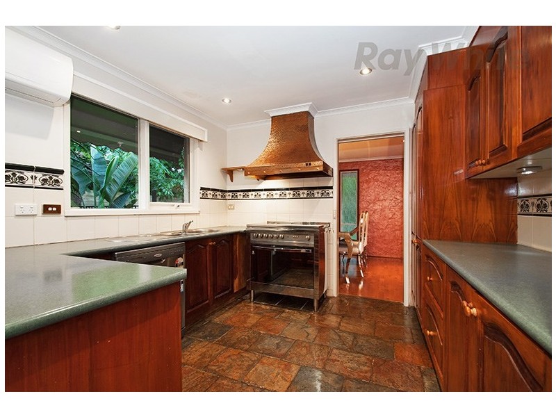 67 HOLLOWAY Road, Croydon North VIC 3136