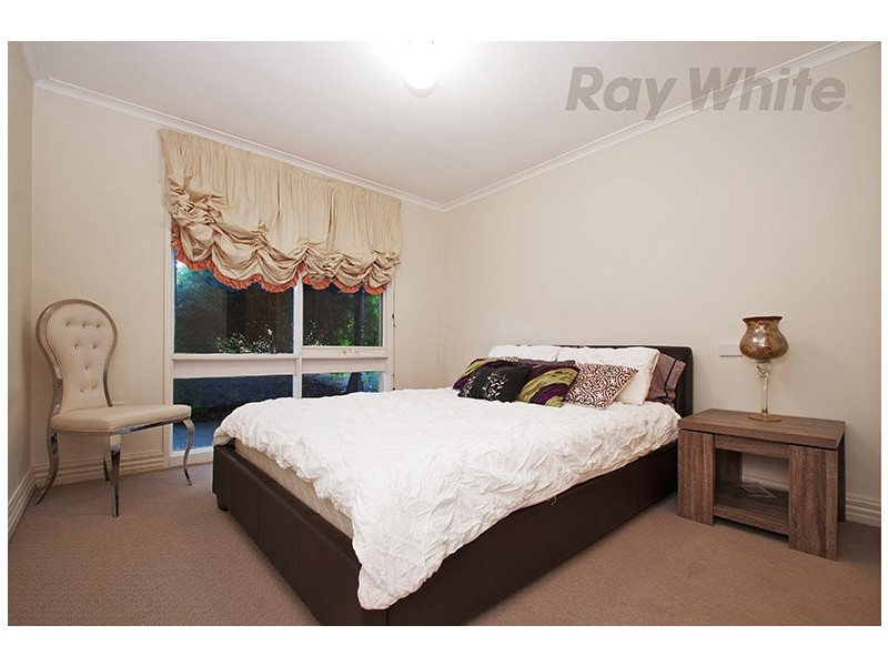 67 HOLLOWAY Road, Croydon North VIC 3136