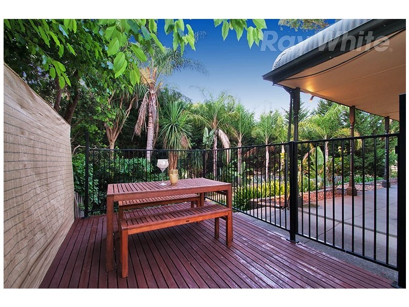 67 HOLLOWAY Road, Croydon North VIC 3136