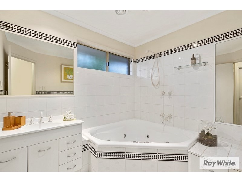 34 Nursery Road, Croydon VIC 3136