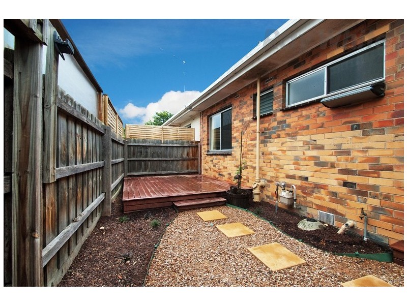 2/180-182 Dorset Road, Croydon VIC 3136