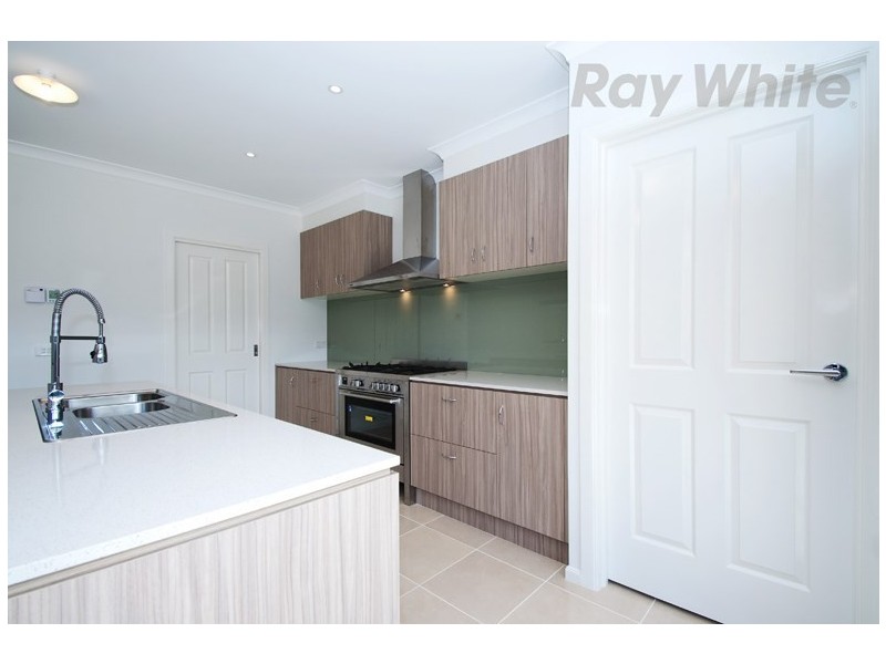 30 Bennison Street, Croydon VIC 3136