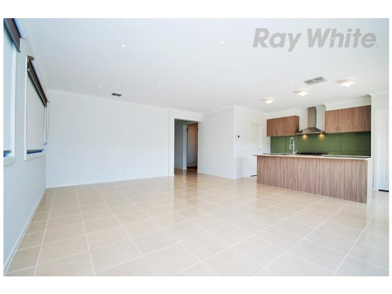 30 Bennison Street, Croydon VIC 3136