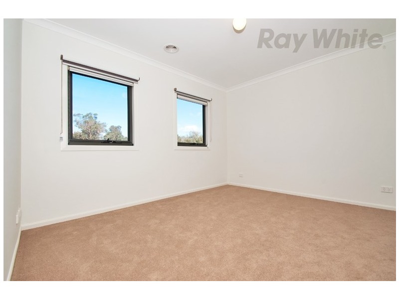 30 Bennison Street, Croydon VIC 3136
