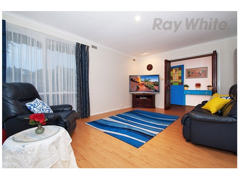 33 JOANNE Avenue, Chirnside Park VIC 3116