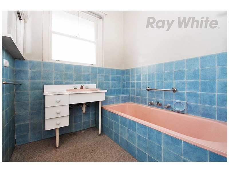 12 COLCHESTER Road, Kilsyth VIC 3137