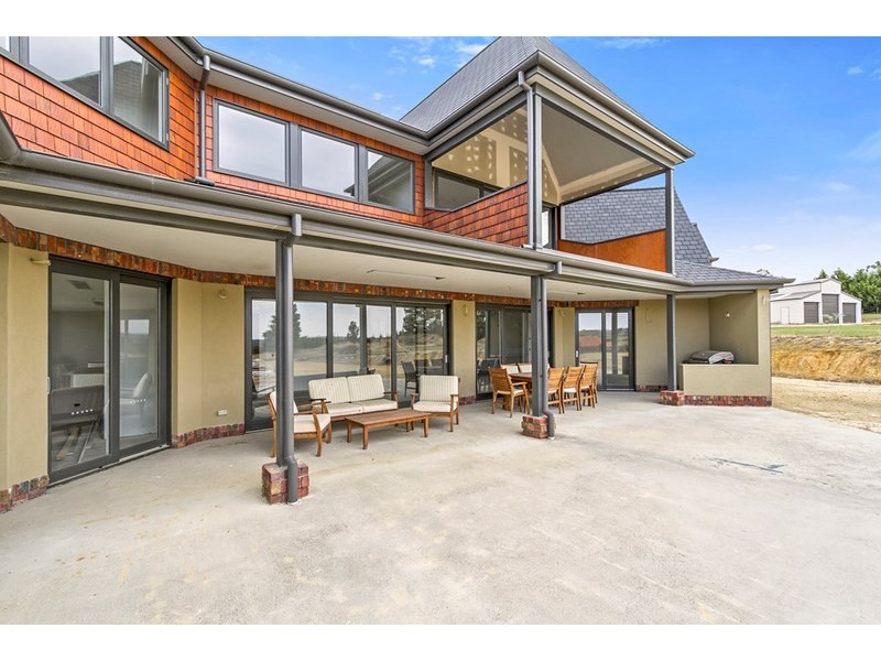 Chirnside Park VIC 3116