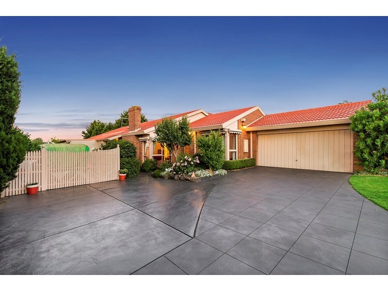 66 Partridge Way, Mooroolbark VIC 3138