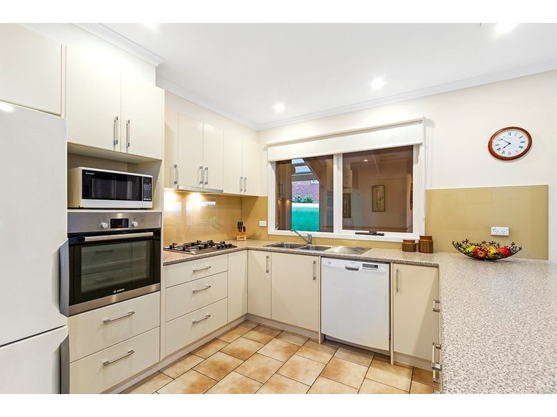 66 Partridge Way, Mooroolbark VIC 3138