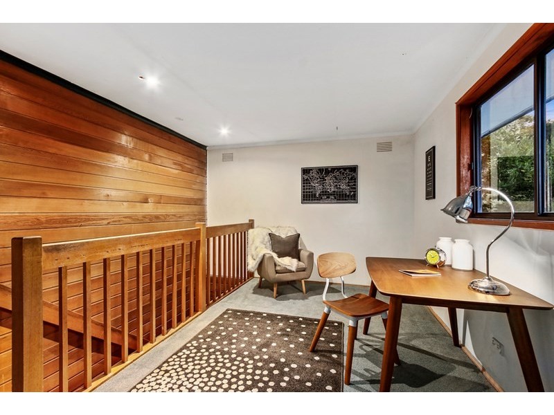 8 CORRONG Crescent, Mooroolbark VIC 3138