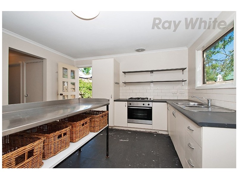 5A View Street, Croydon VIC 3136