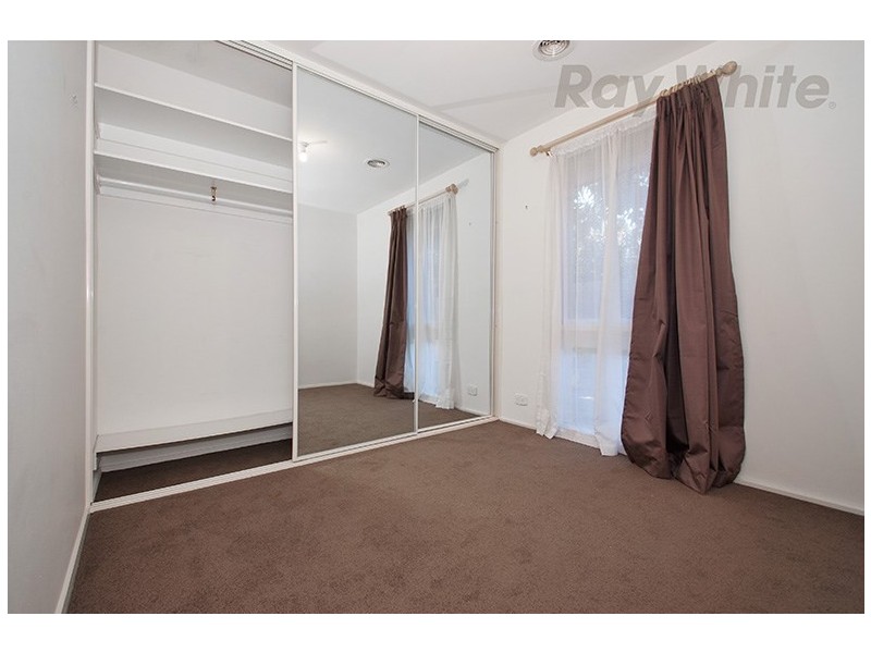 1 Emora Street, Croydon VIC 3136