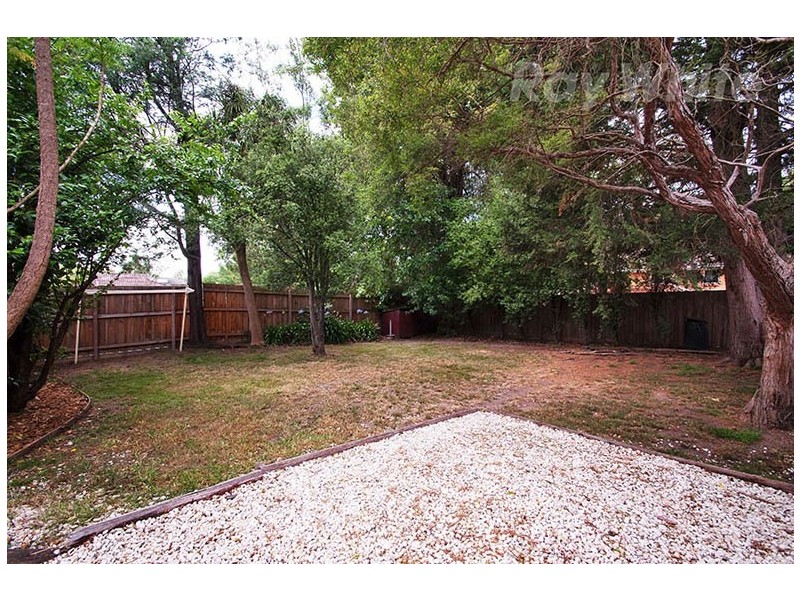 24/83A LINCOLN Road, Croydon VIC 3136