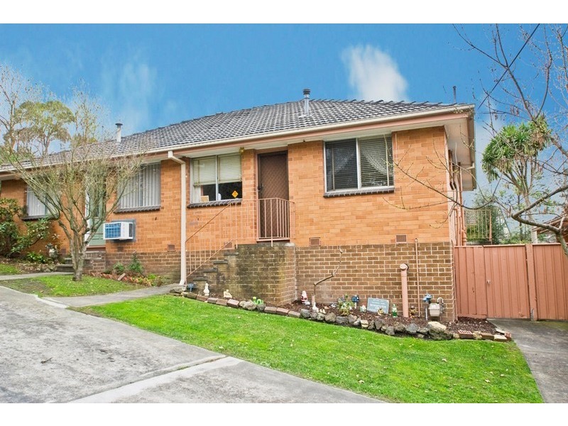 5, 6 CENTRAL Avenue, Mooroolbark VIC 3138