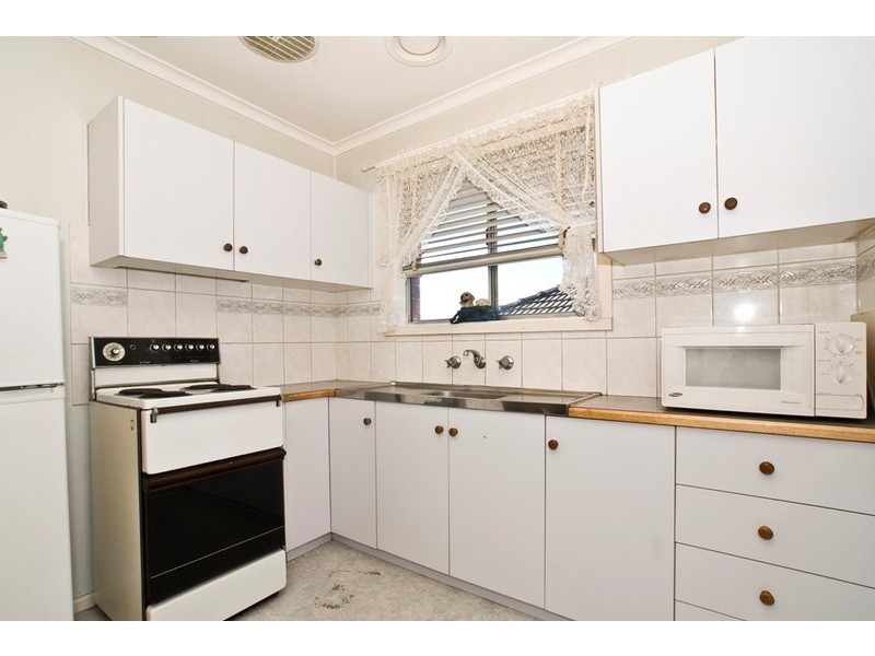 5, 6 CENTRAL Avenue, Mooroolbark VIC 3138