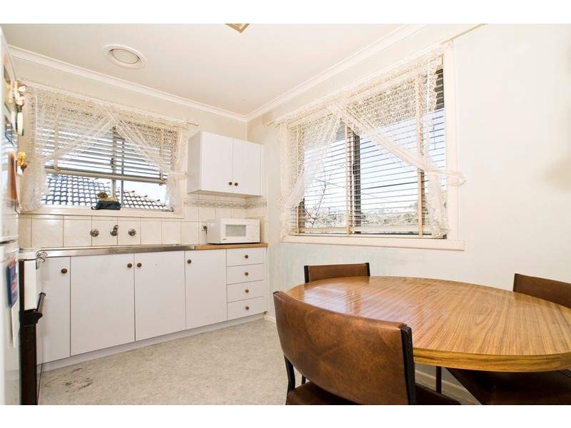5, 6 CENTRAL Avenue, Mooroolbark VIC 3138