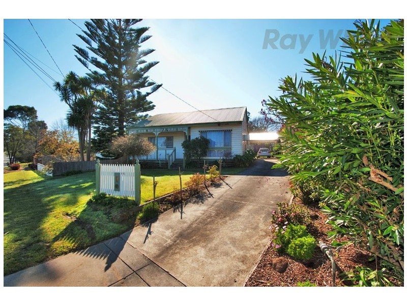 12 KALINDA Road, Croydon VIC 3136