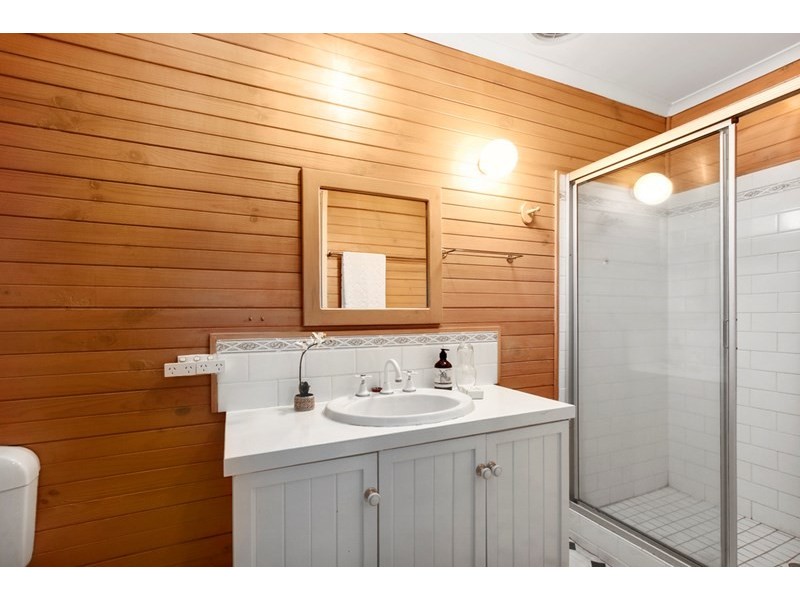 28 GRAND VALLEY Drive, Chirnside Park VIC 3116