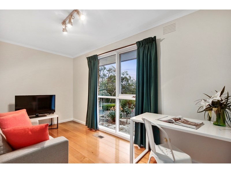 28 GRAND VALLEY Drive, Chirnside Park VIC 3116