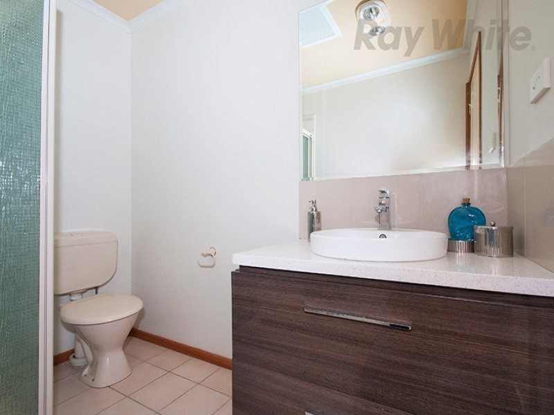 12 Latrobe Court, Croydon Hills VIC 3136