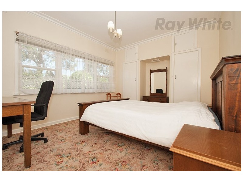 14 Jarvis Avenue, Croydon VIC 3136