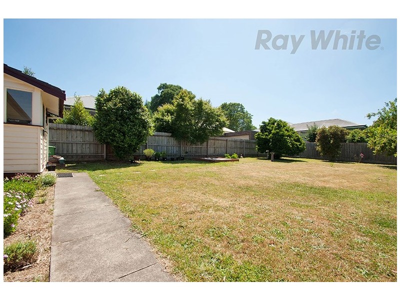 14 Jarvis Avenue, Croydon VIC 3136