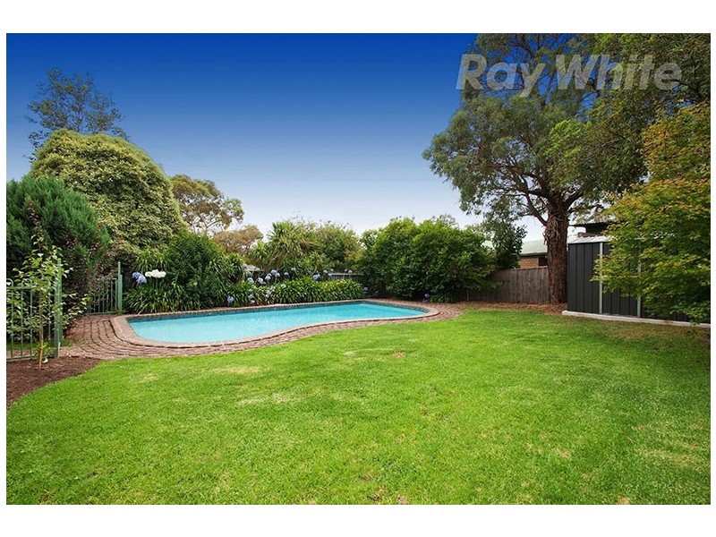 18 SOUTHERN CROSS, Chirnside Park VIC 3116